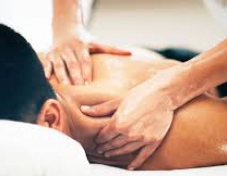 10 Lợi ích của massage Cổ Vai Gáy thường xuyên
